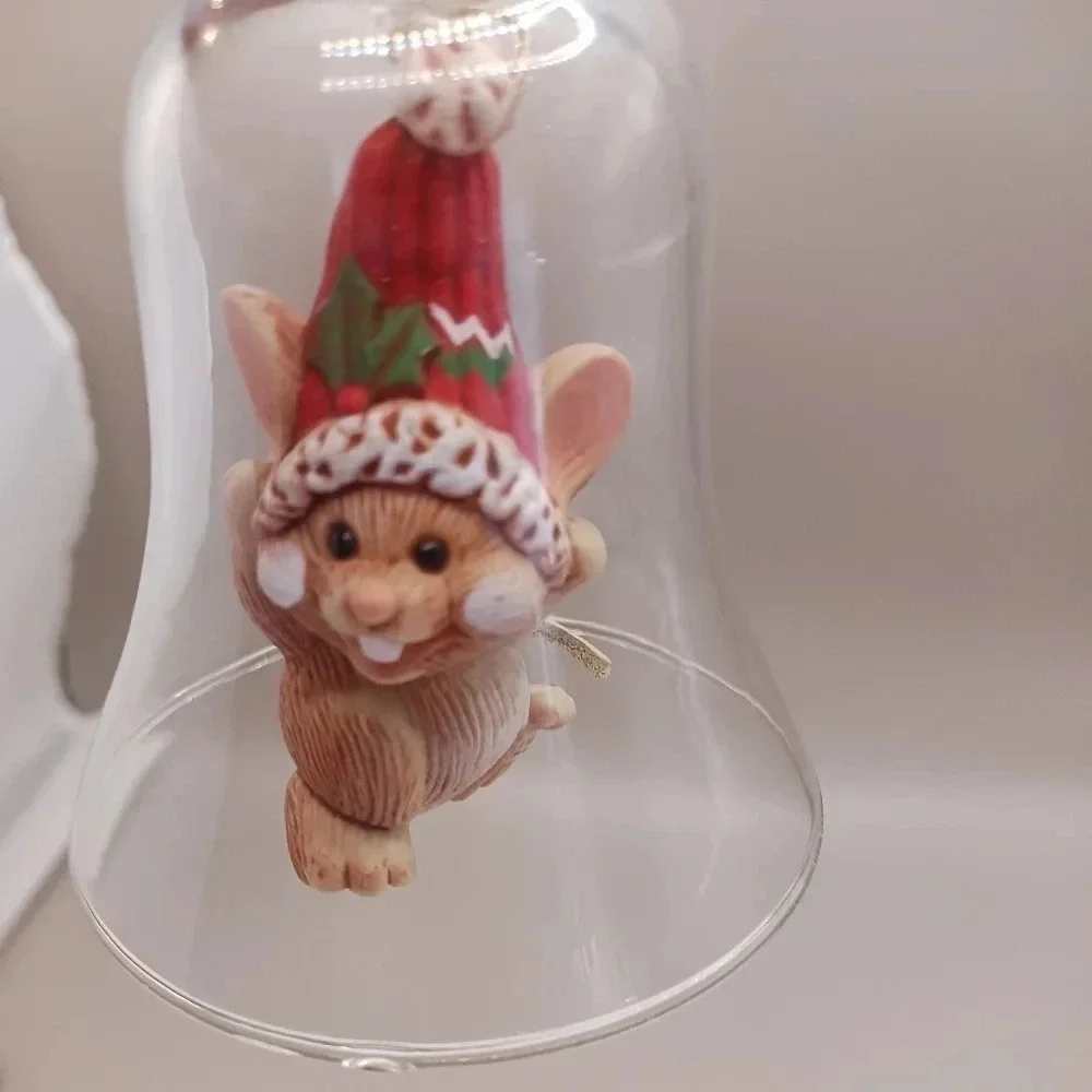Hallmark vtg mouse in bell christmas ornament 1983